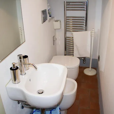 Charme & Art Gallery - Pescioni Apartment